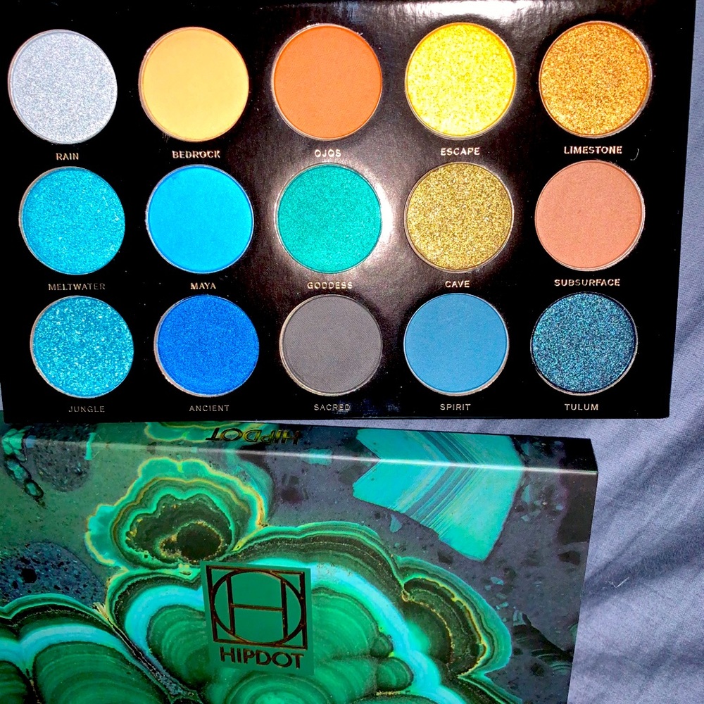 Eyeshadow pallet